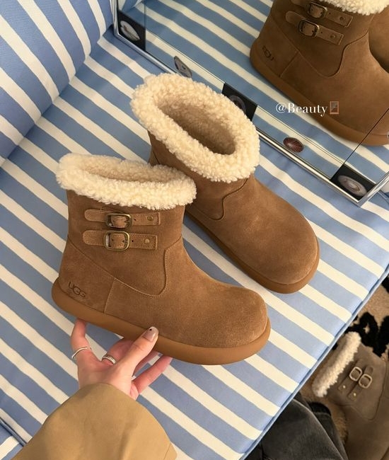 UGG Cloud-Like Shearling Boots with Vintage Double-Buckle