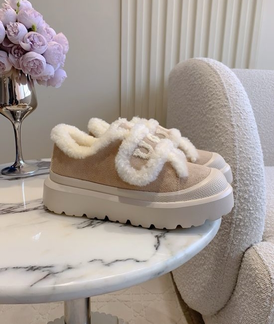 UGG Warm Wool Lined Leather Upper Casual Platform Shoes