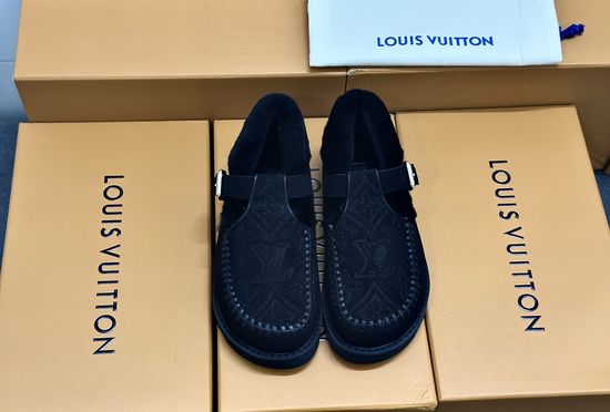 Louis Vuitton Premium Fuzzy Slippers with Leather Upper and Non-slip Sole
