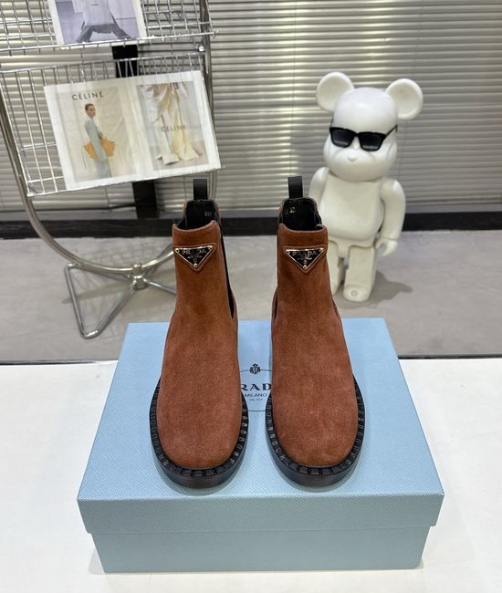Prada Retro Thick Sole Leather Combat Boots Comfortable Lining