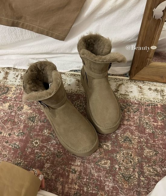 UGG Vintage Buckle Strap Plush Lined Height Boosting Warm Boots