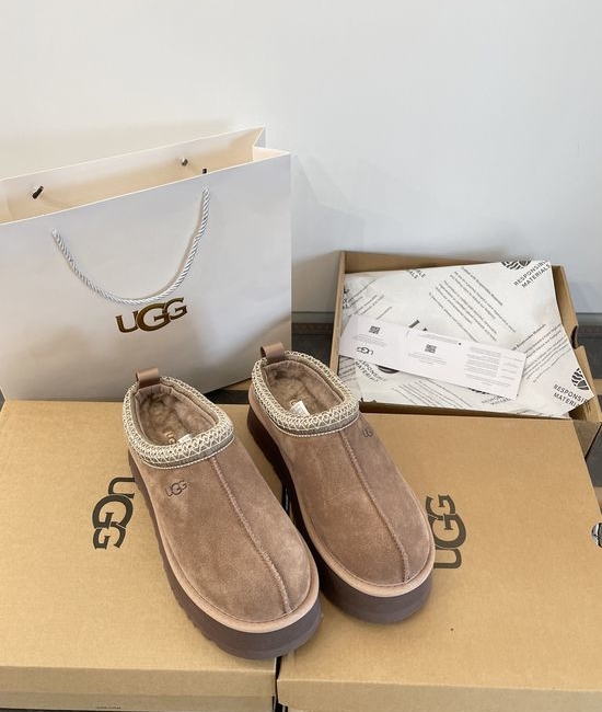 UGG Ethnic Woven Platform Leather Fur Lined Comfort Shoes