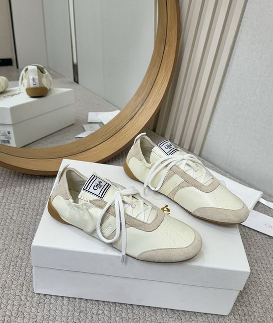 Loewe Vintage Stitched Leather Sneakers Comfortable Casual Trainers