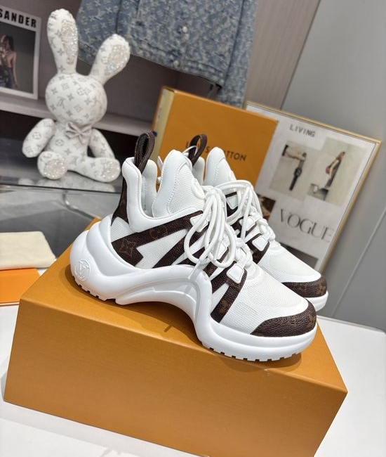 Louis Vuitton LV Gradient Color Wavy Sole Fashion Casual Sneakers