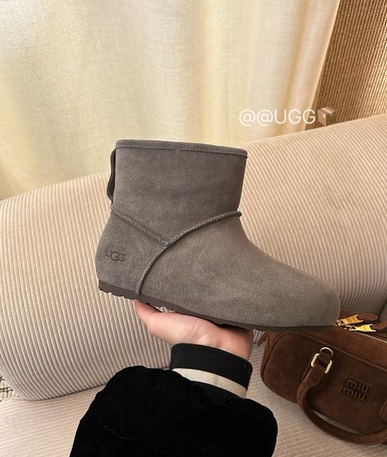 UGG Suede Upper Wool Lined Comfortable Platform Casual Shoes