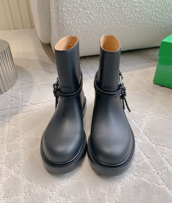 Bottega Veneta BV Knot-Detail Leather Boots with Metallic Accents