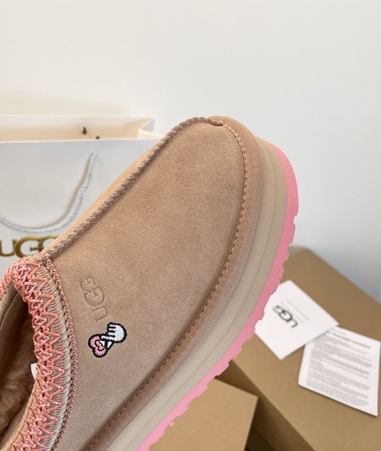 UGG Embroidered Platform Shoes With Contrast Trim Detail