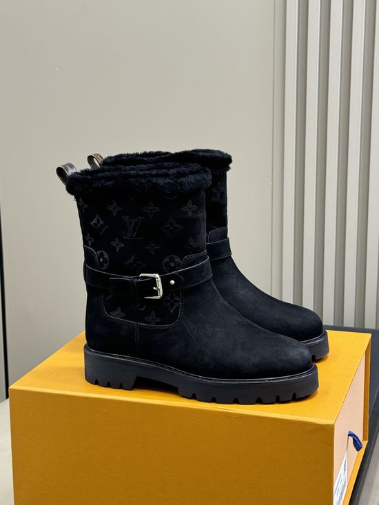 Louis Vuitton Embossed Pattern Shearling Lined Leather Boots