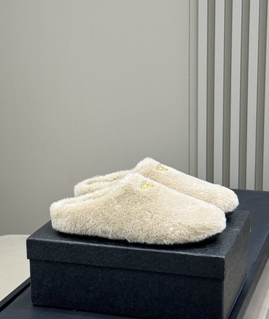 Prada Plush Fuzzy Mule Slippers Soft Lined Non-slip Durable Sole