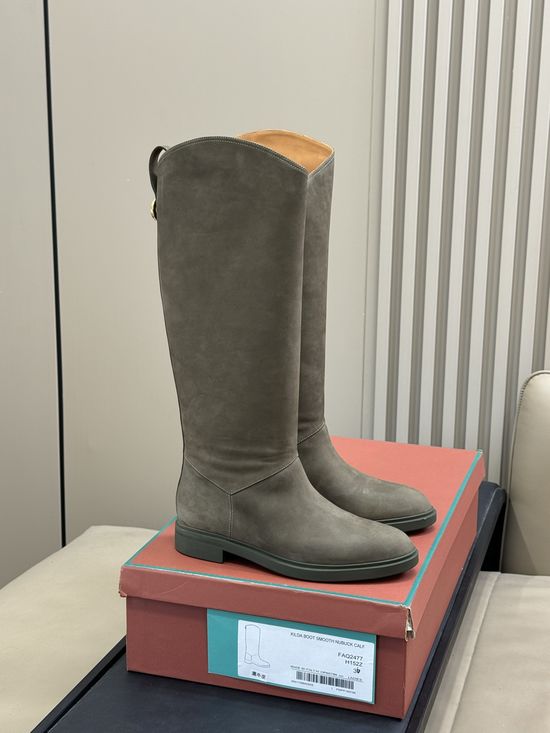 Loro Piana Genuine Leather Calf High Slim Fit Classic Equestrian Boots