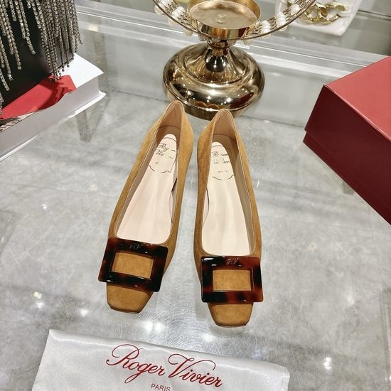 Roger Viver RV Square Buckle Pointed Toe Low Heel Comfortable Dress Shoes