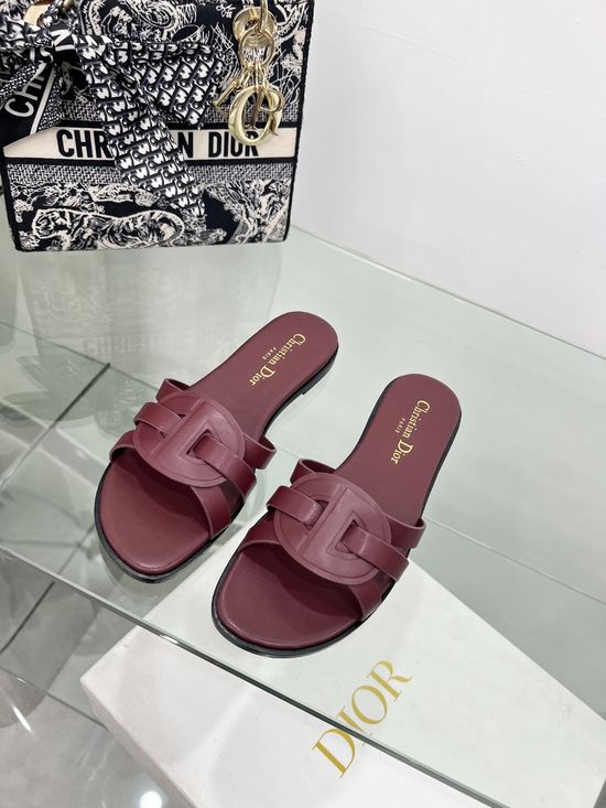 Christian Dior Elegant Pearl Embellished Crossband Slip-on Flats