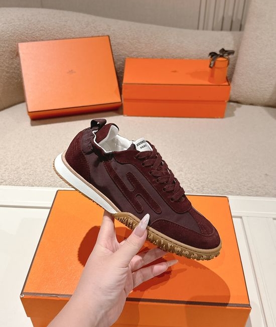 Hermes Luxury Suede Leather Casual Sneakers Contrast Details Soft Lining