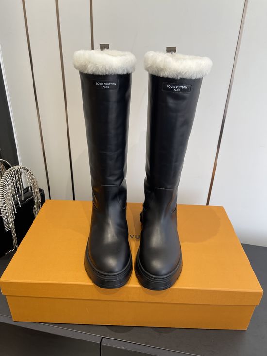 Louis Vuitton Vintage Style Calfskin Combat Boots Comfortable Non-slip Sole