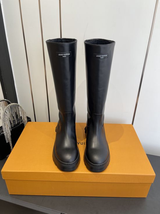 Louis Vuitton Vintage Style Calfskin Combat Boots Comfortable Non-slip Sole