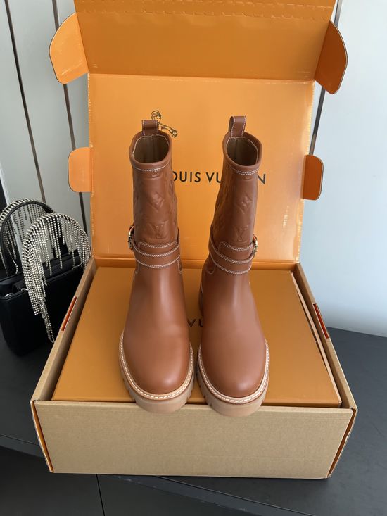 Louis Vuitton Suede Ankle Boots with Warm Shearling Lining Non-slip Sole