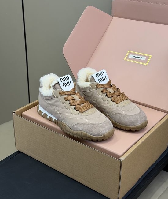 Miu Miu Fur Lined Casual Platform Low Top Sneakers