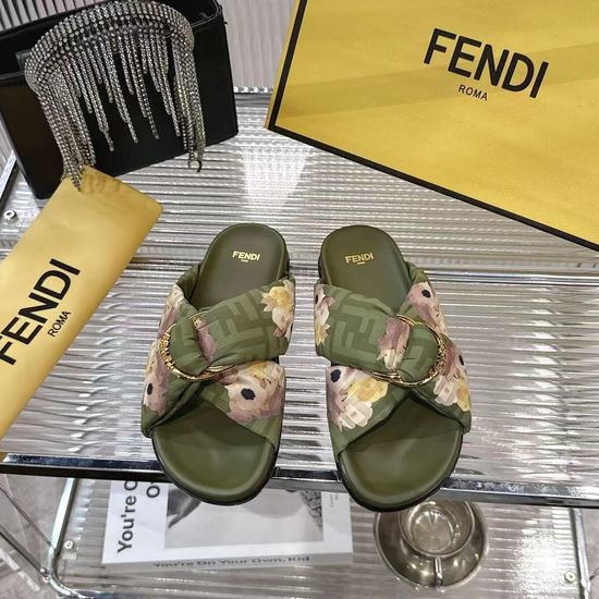 Fendi Classic Buckle Decor Soft Comfortable Casual Slide Sandals