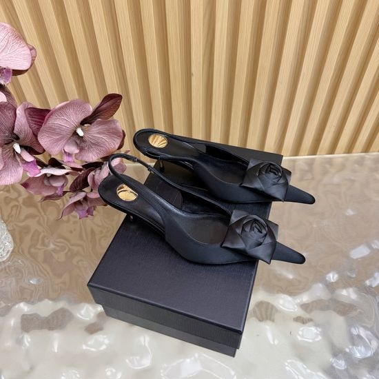 Yves Saint Laurent YSL Elegant Lace-Tip High Heels with Metal Chain