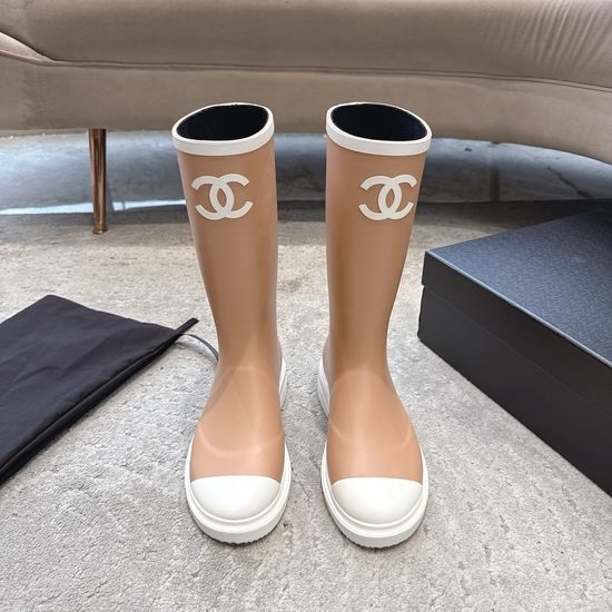 Chanel Seamless Waterproof Rubber Rain Boots Soft Comfortable Durable