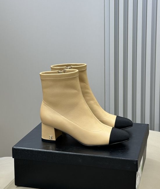 Chanel Classic Two-tone Low Heel Boots Soft Comfortable Daily Wear Footwear