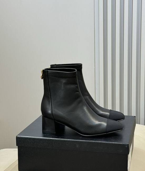 Chanel Classic Two-tone Low Heel Boots Soft Comfortable Daily Wear Footwear