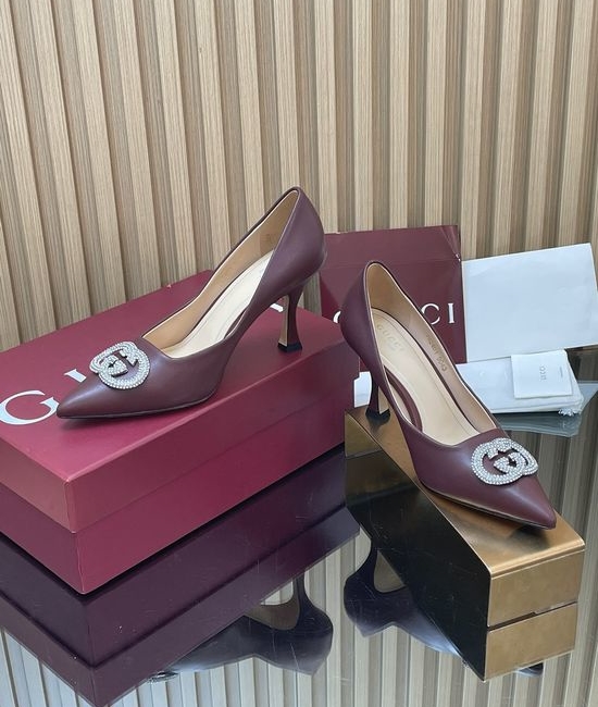 Gucci Crystal Buckle Patent Leather Stiletto Commuter Shoes