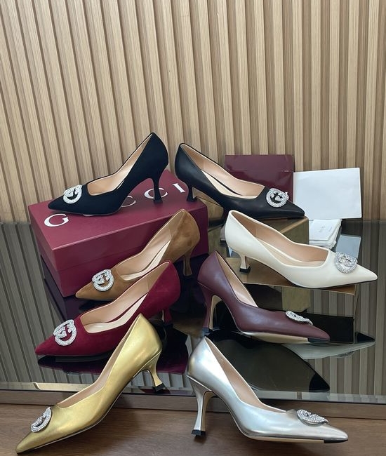 Gucci Crystal Buckle Mid Heel Stiletto Dress Pumps