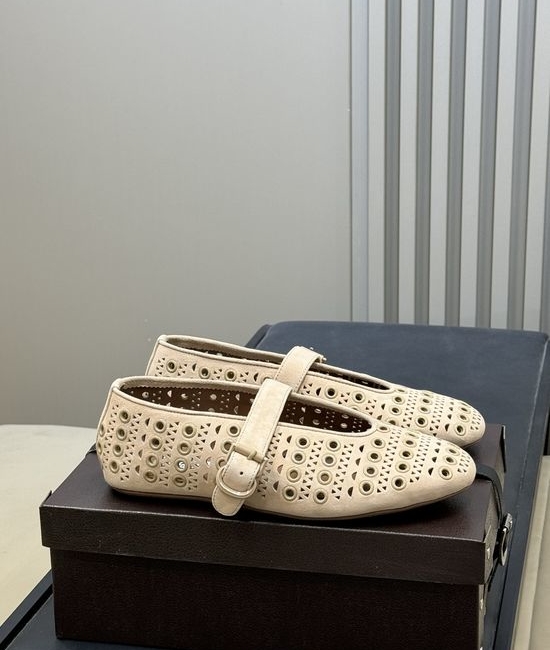 Alaia Metal Eyelet Ballet Flats Sheepskin Lining Non-slip Soft Sole