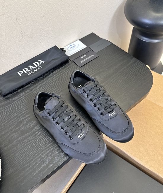 Prada Vintage Low Top Casual Sneakers With Smooth Upper