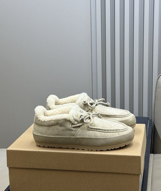 UGG Plush Lined Moccasins Suede Upper Warm Comfortable Anti-slip