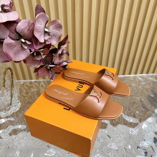 Louis Vuitton LV Buckle Detail Leather Flat Slide Sandals