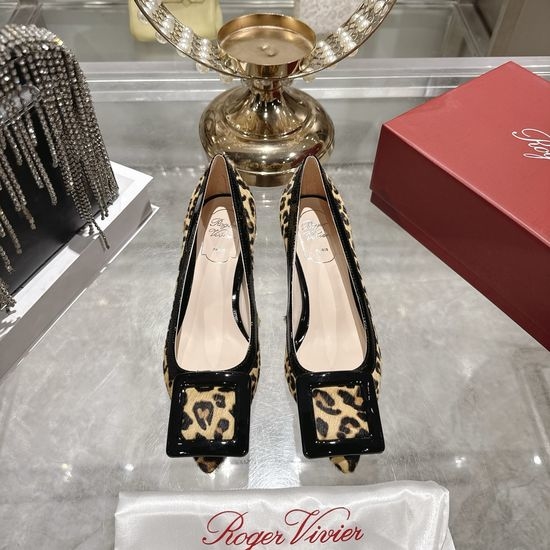 Roger Viver RV Pointed Toe Block Heel Sandals with Buckle