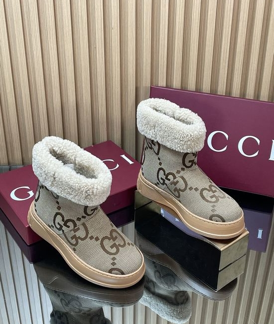 Gucci Plush Lined Suede Snow Boots Anti-slip Rubber Sole