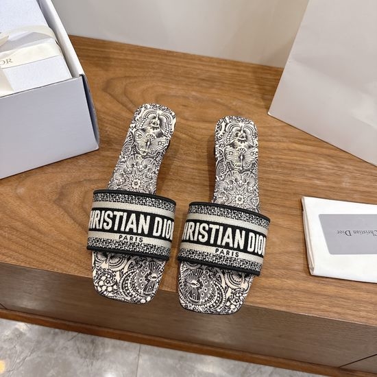 Christian Dior CD Custom Logo Embroidered Flat Slip-On Sandals