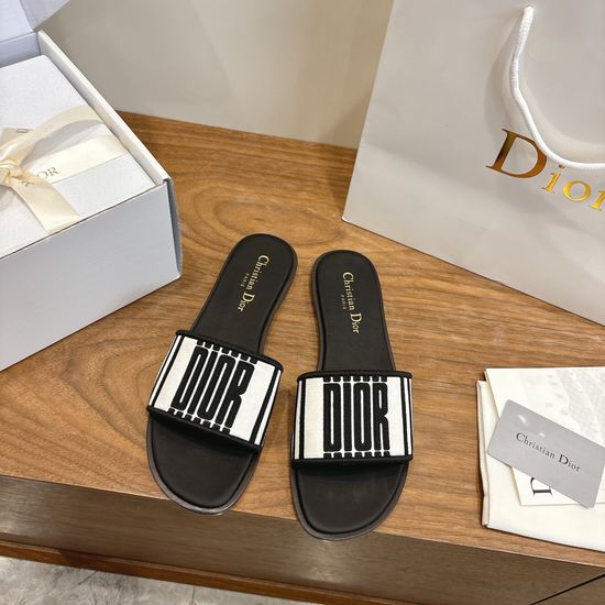Christian Dior Round-Toe Flat Slip-On Sandals with Embroidered Logo
