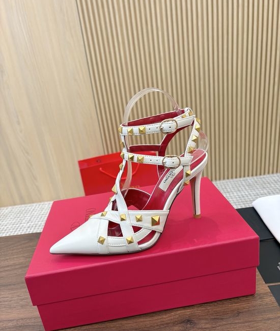 Louis Vuitton LV Premium Printed Silk Lined Leather Platform Slides