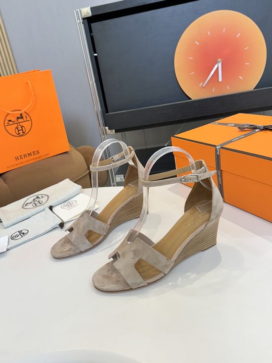 Hermes Retro Style Wedge Heel Genuine Leather Sandals