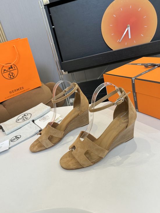 Hermes Retro Style Wedge Heel Genuine Leather Sandals