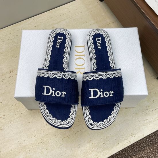 Christian Dior CD Flat Slippers with CD Logo Embroidery and Round Toe