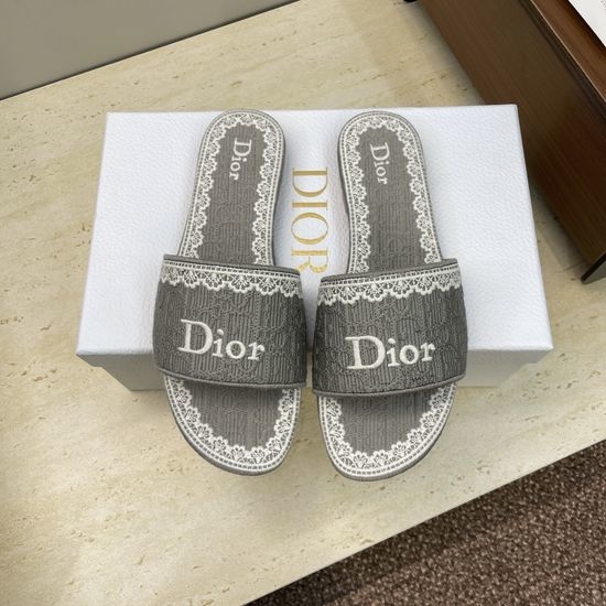 Christian Dior CD Flat Slippers with CD Logo Embroidery and Round Toe