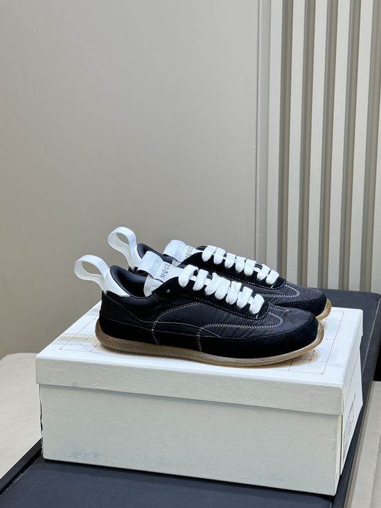McQueen Vintage Non-slip Casual Versatile Training Shoes