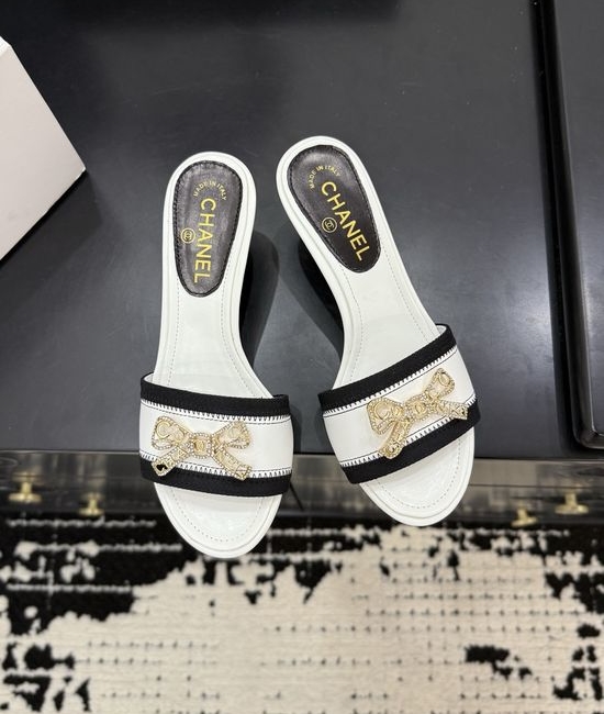 Chanel Premium Casual Fashion Sneakers with Authentic Packaging