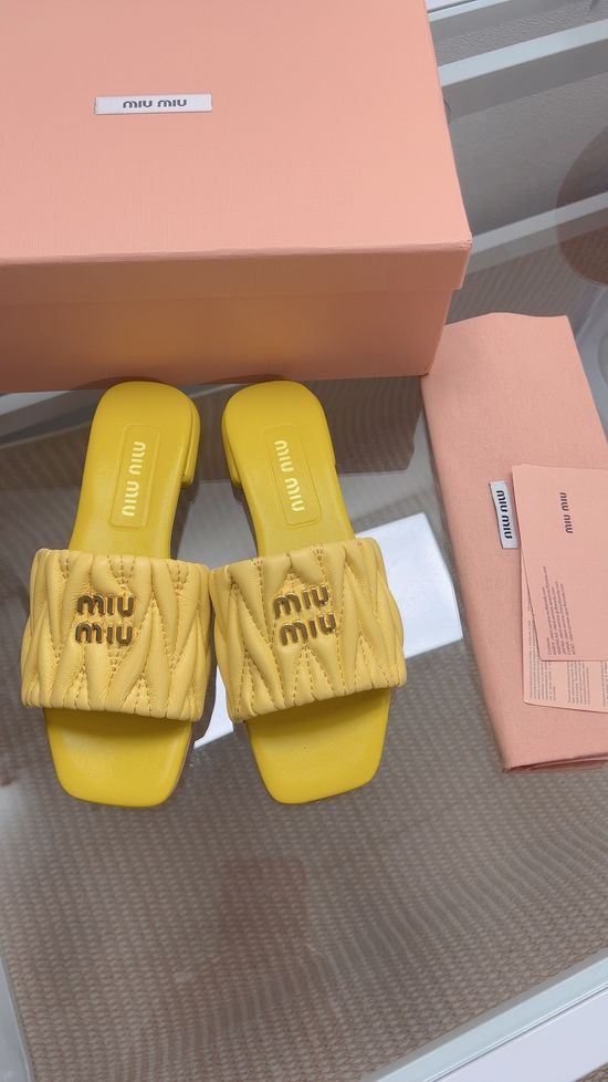Miu Miu Soft Sheepskin Open Toe Flat Slide Sandals Premium