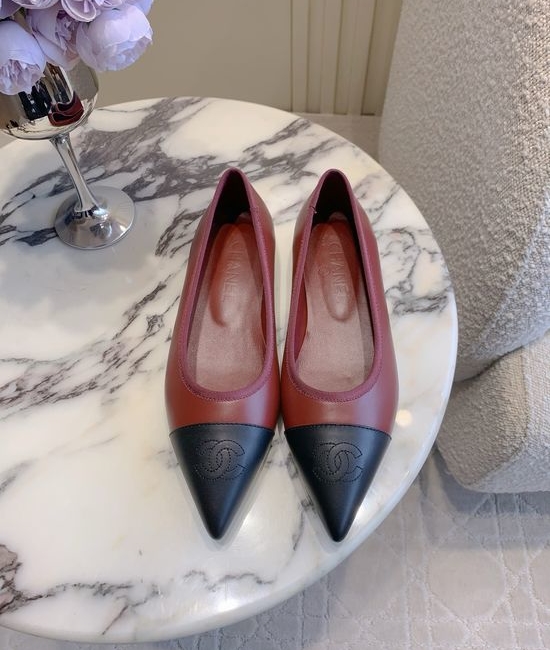 Chanel Pointed Toe Flat Leather Shoes Elegant Daily Wear
