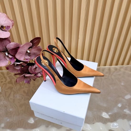 Yves Saint Laurent YSL Sophisticated Pointed-Toe High Heels with Metal Chain