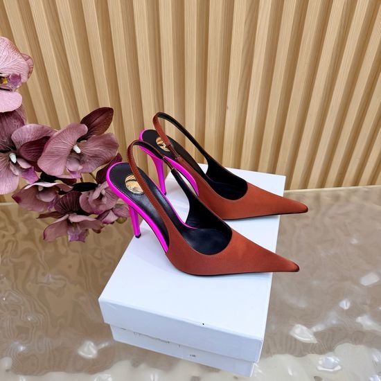 Yves Saint Laurent YSL Sophisticated Pointed-Toe High Heels with Metal Chain