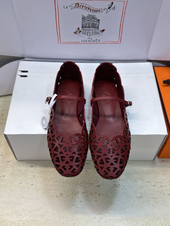Hermes Cut-out Ballets Flat Mary Jane Loafers