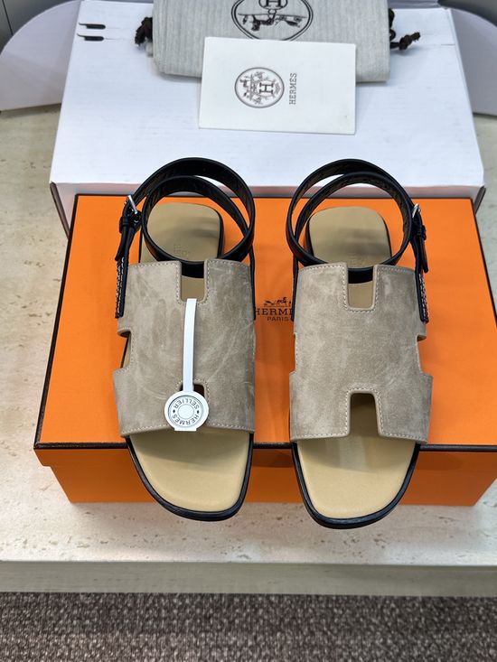 Hermes Color Block Flip-Flops with Round Toe and Flat Heel