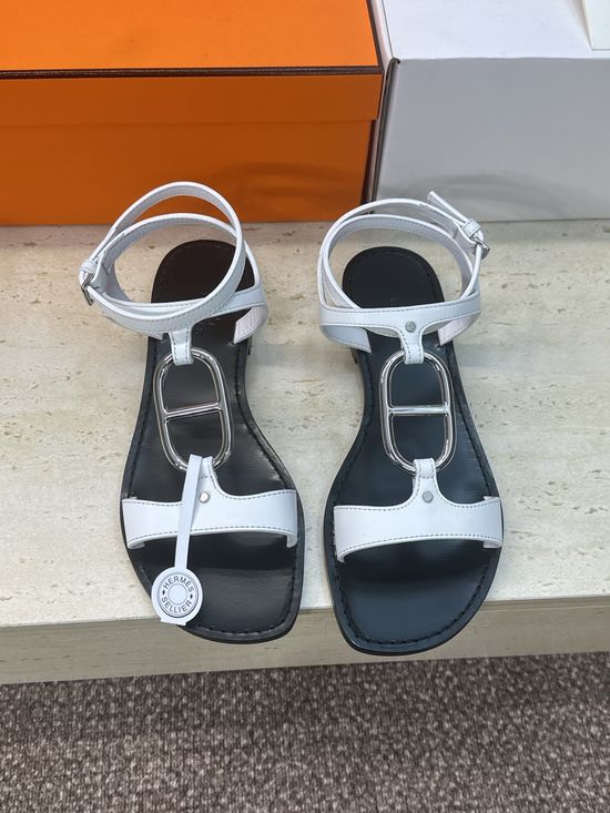 Hermes Roman-Style Chain Pattern Hollow-Out Toe Sandals
